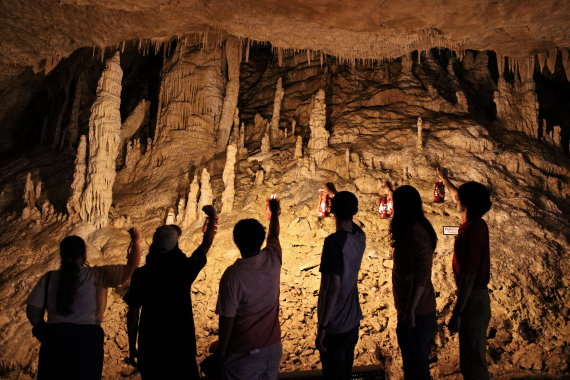Natural Bridge Caverns